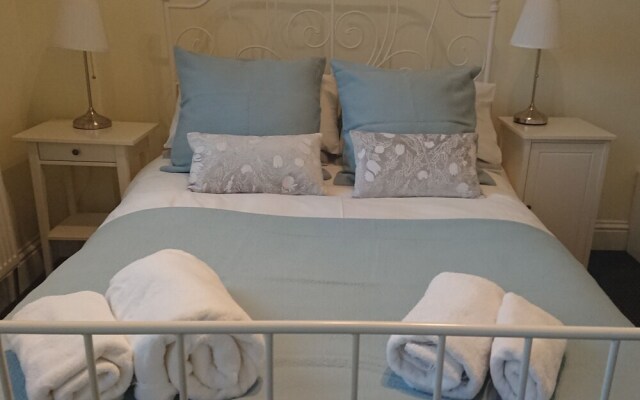 10 Lime Grove