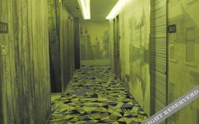 Ziyou Zhiyi Fengshang Hotel