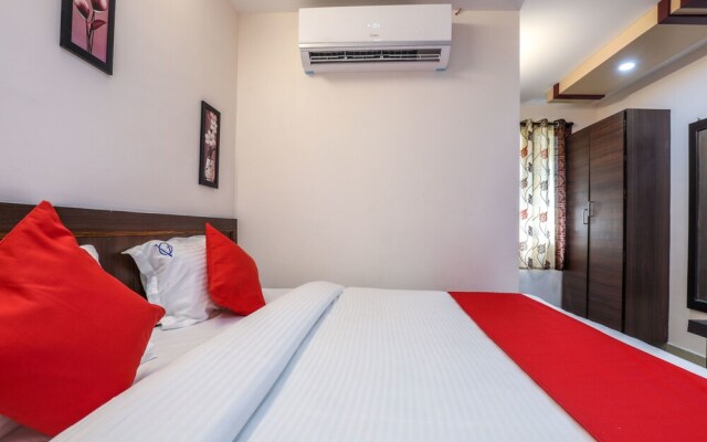 OYO 14126 Vizag Grand