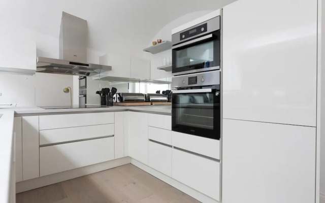 Winchester Street III by Onefinestay