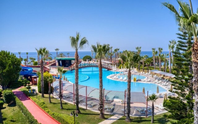 Oz Hotels İncekum Beach Resort