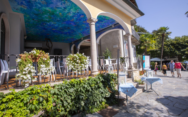 Enchanting View on Stresa Promenade