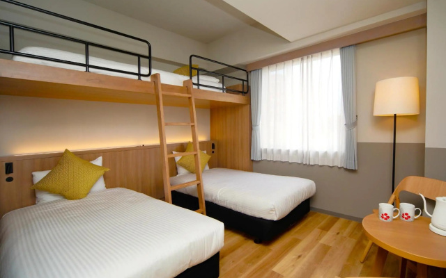 Hot Cross Point SANTA MONICA – Guest Rooms – Miyakojima