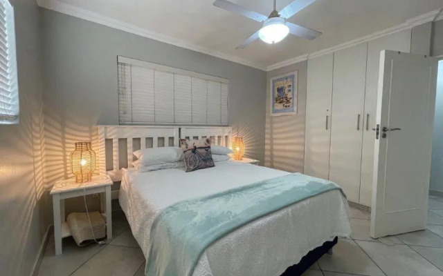 Beachfront @ Driftwood 6 Luxury Family Apartment