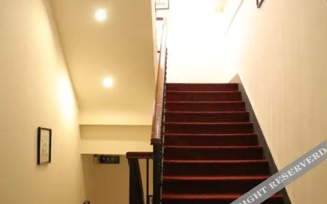 Qiancheng Xiaobo Business Hotel