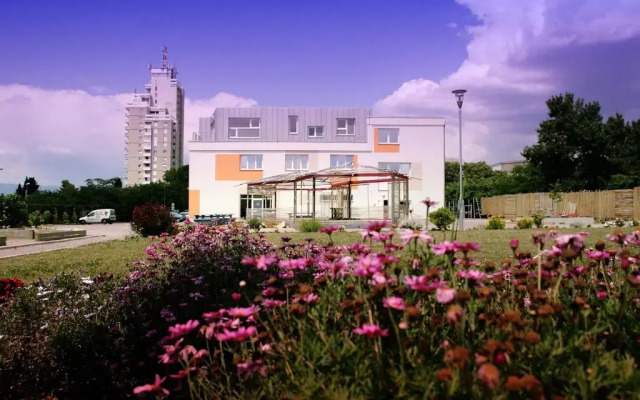 Hostel Dharma