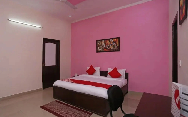 Homeystay Comfort By OYO Rooms