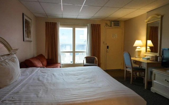 Travelodge At The Falls