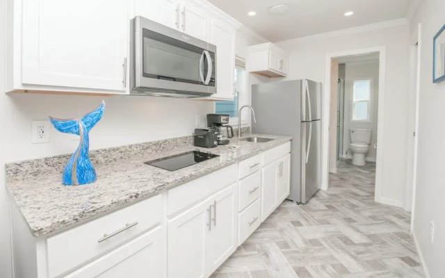 Blufin Bungalows & Marina