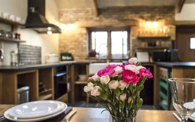 Lavender - Luxurious Barn Conversion