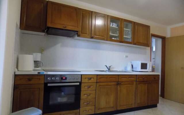 Apartments Mira