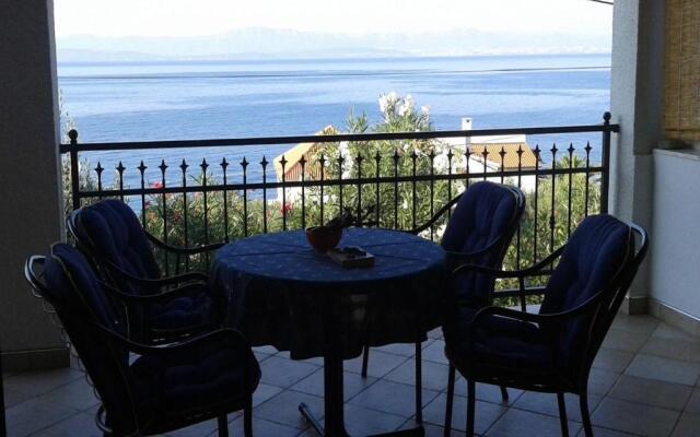 Apartments Vlatko - 100 m from sea