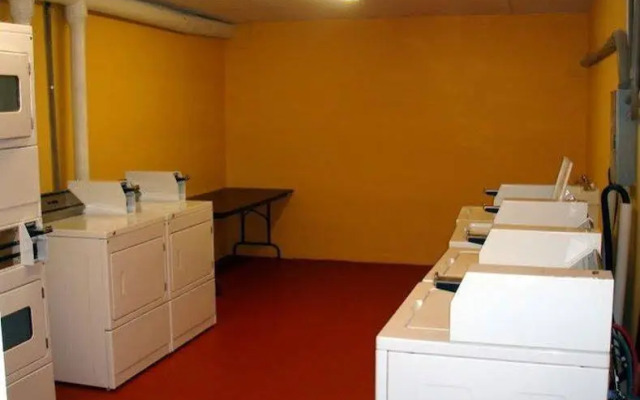 Tropical Inn Palm Bay