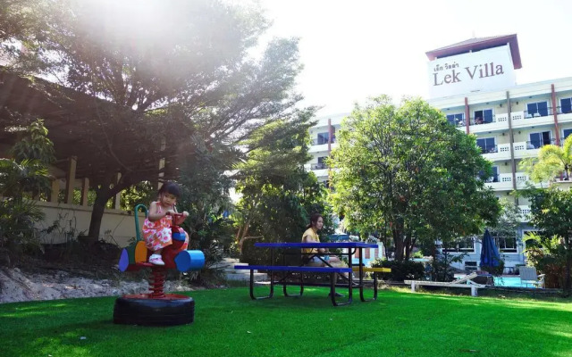 Lek Villa