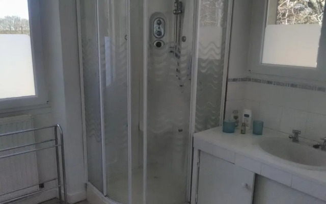 chez Black and White