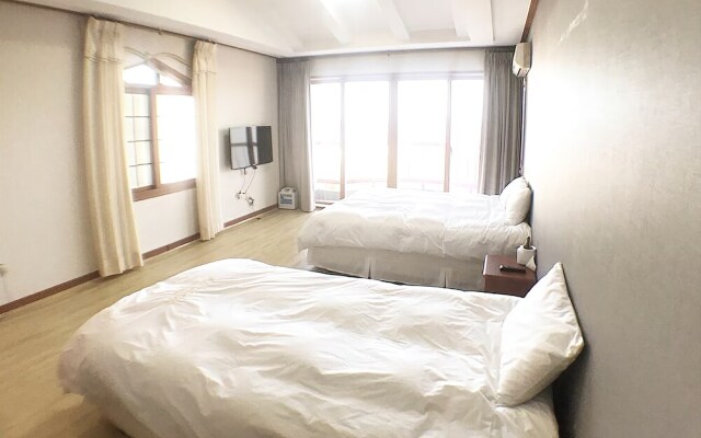 Bigssum Guest House - Hostel