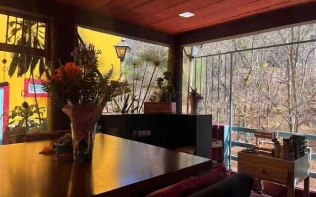 Casa Grey