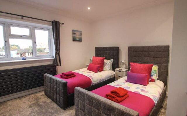Kingfisher Lodge