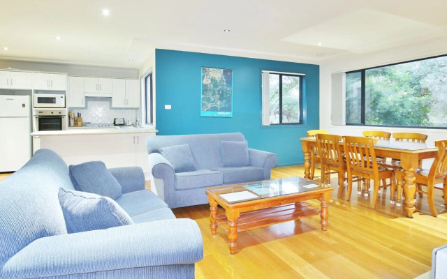 Sand Water at Hyams Beach 4pm Check Out Sundays