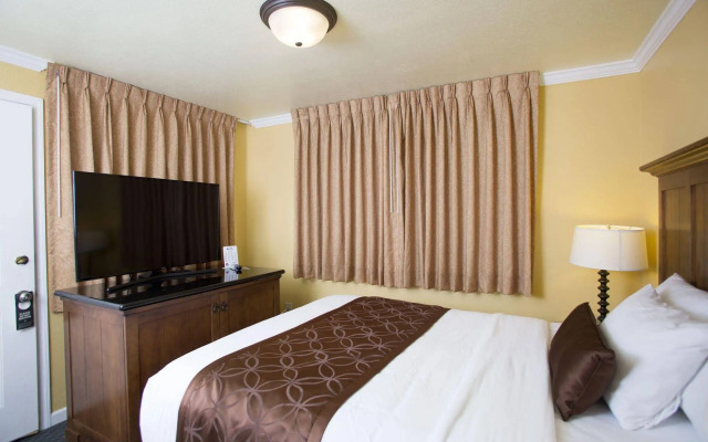 The Royal Victorian Motel