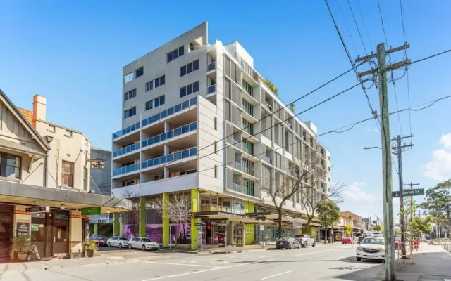 Spacious 2-bed With Two Balconies With City Views