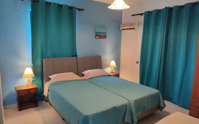 Dolphin Apartments