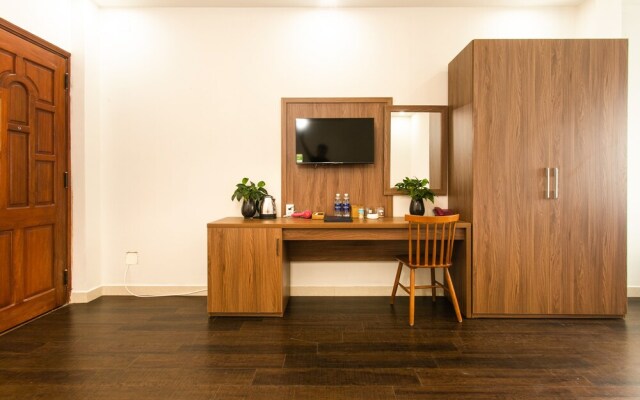 Oyo 873 Flying Hotel