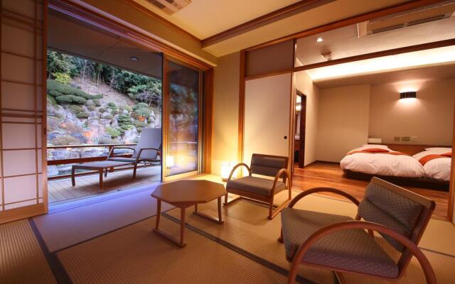 Fuefukigawa Onsen Zabou
