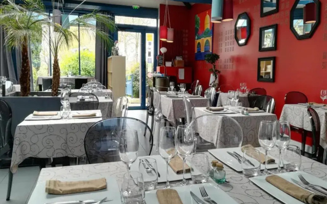 LOGIS Au Canard Gourmand