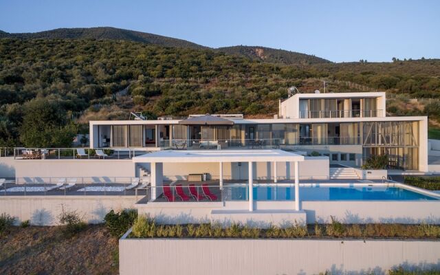 600m² homm Luxury Villa Sea Side Evia 16ppl