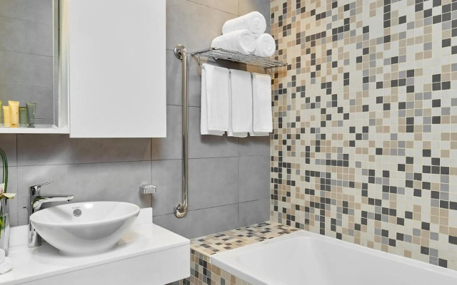 Staybridge Suites Doha Lusail by IHG