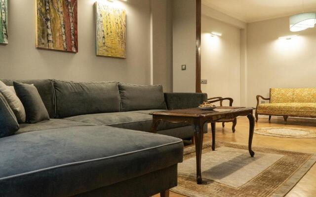 Jasmine Central Apartment