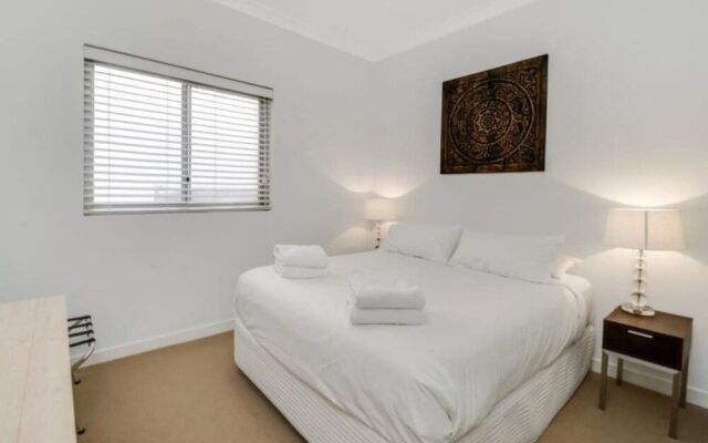 Bondi Vista Beachfront Apartment