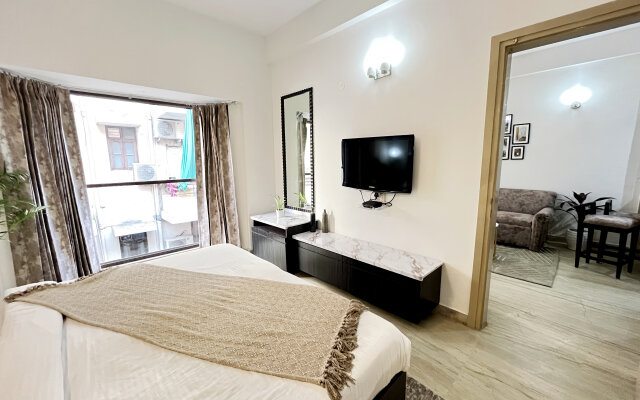 1 BHK Serviced Apartment in Gurgaon by Bedchambers