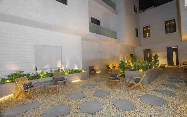 Mayun Serviced Apartments