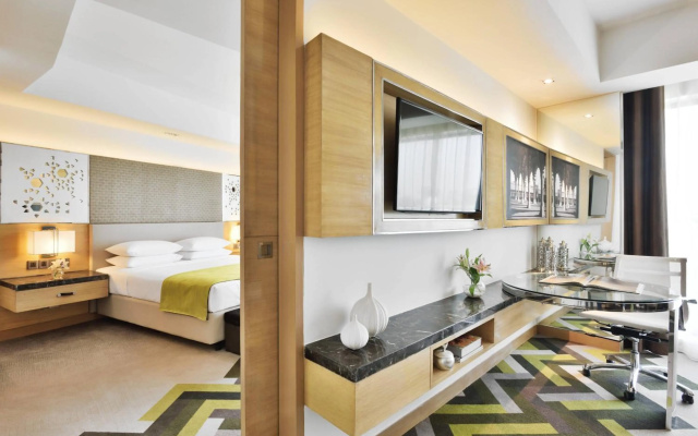Courtyard by Marriott Agra – Guest Rooms – Agra