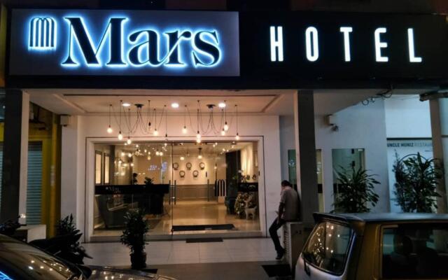 Mars Hotel