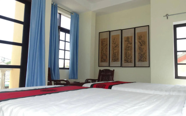 Yellow House Homestay