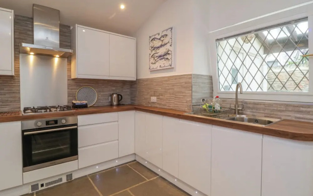 Samphire Lodge