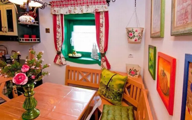 Patohill Vineyard Village