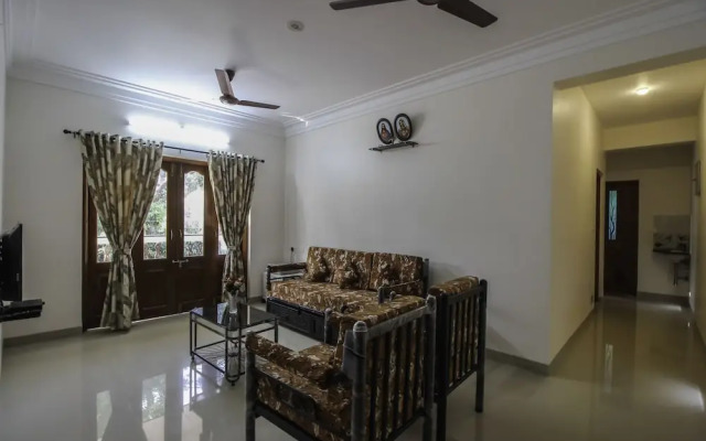 OYO Home 11012 Peaceful 1BHK Nerul