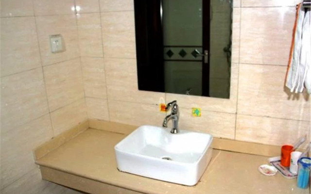 Yinchuan Wangyuan Express Hotel Lanhuahua South Railway Station Branch