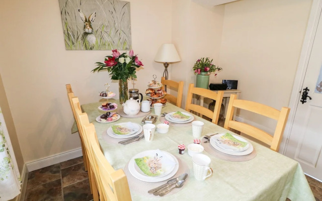 Whispering Willows - The Bungalow