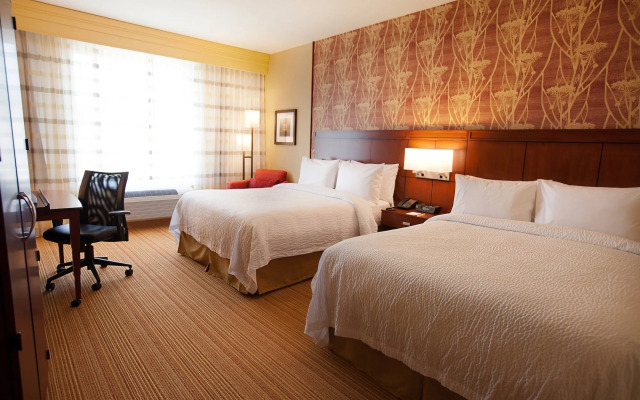 Courtyard Kansas City at Briarcliff