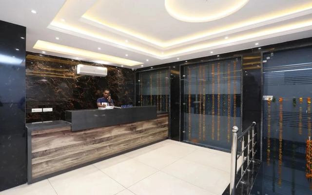 Bg House by OYO Rooms