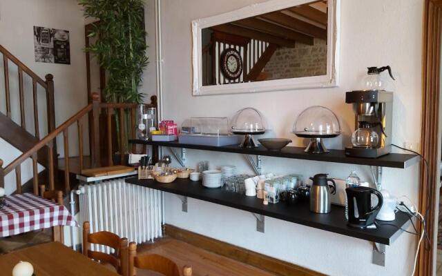 Le Logis Des Bessons