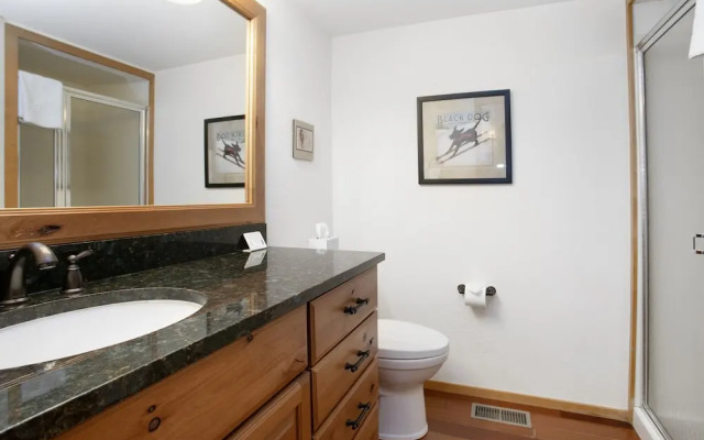 188 Ridgepoint 3 Bedroom Townhouse by RedAwning