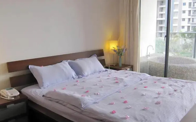Sanya Romantic Seaview Apartment