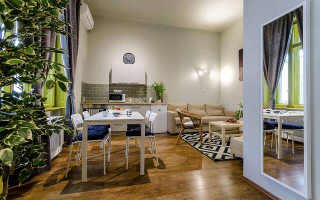 Chili Apartments