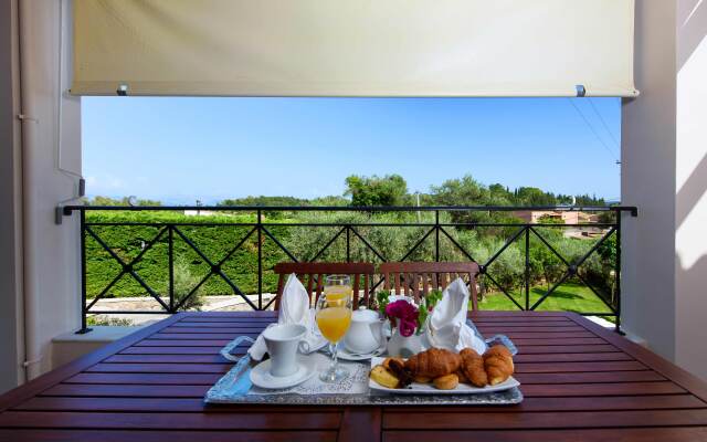 Il Tesori Dassia Villas